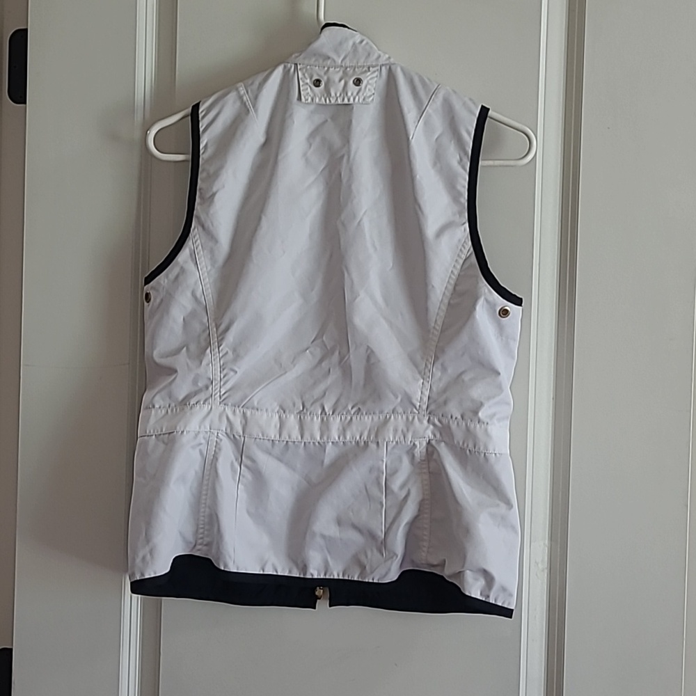 Lauren Ralph Lauren Reversible Vest with Gold Embroidered Crest - Picture 5 of 10